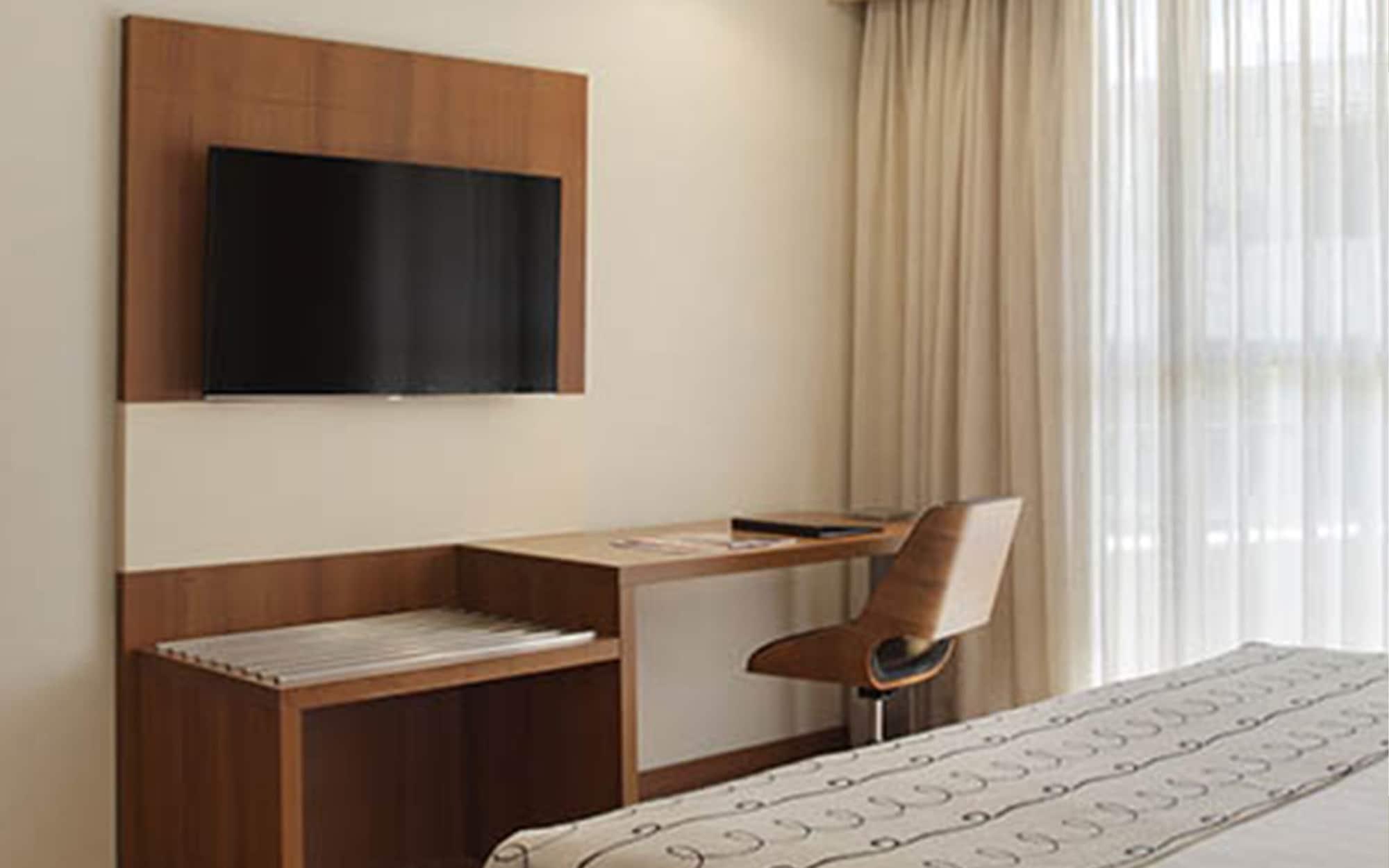 Windsor Plaza Brasilia Hotel Exterior photo A room at the hotel
