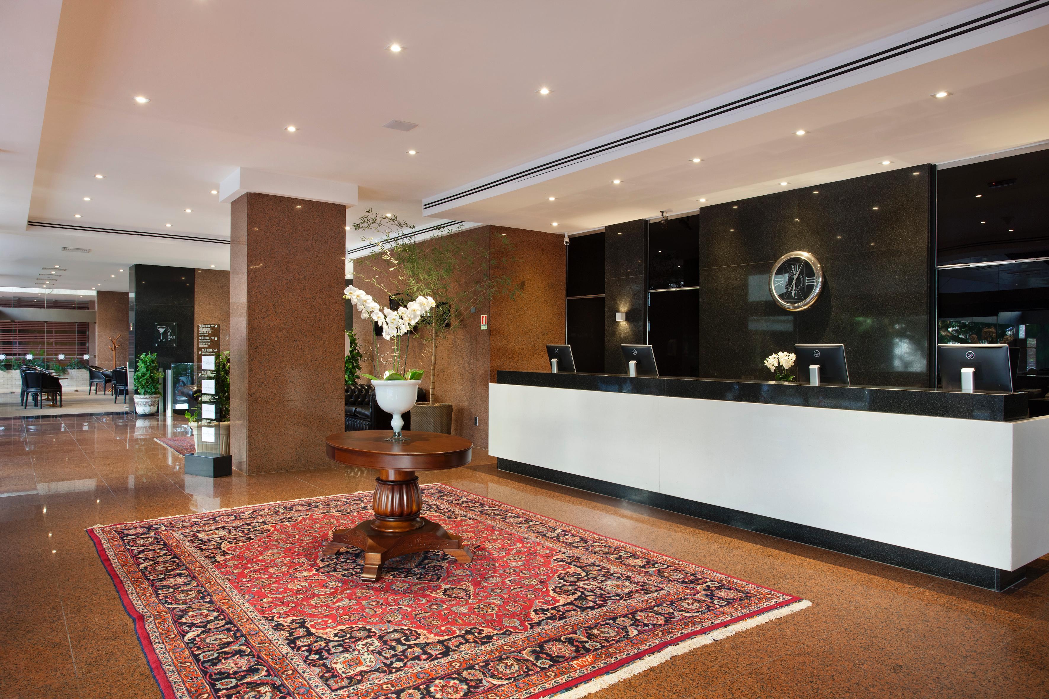 Windsor Plaza Brasilia Hotel Exterior photo The lobby of the hotel