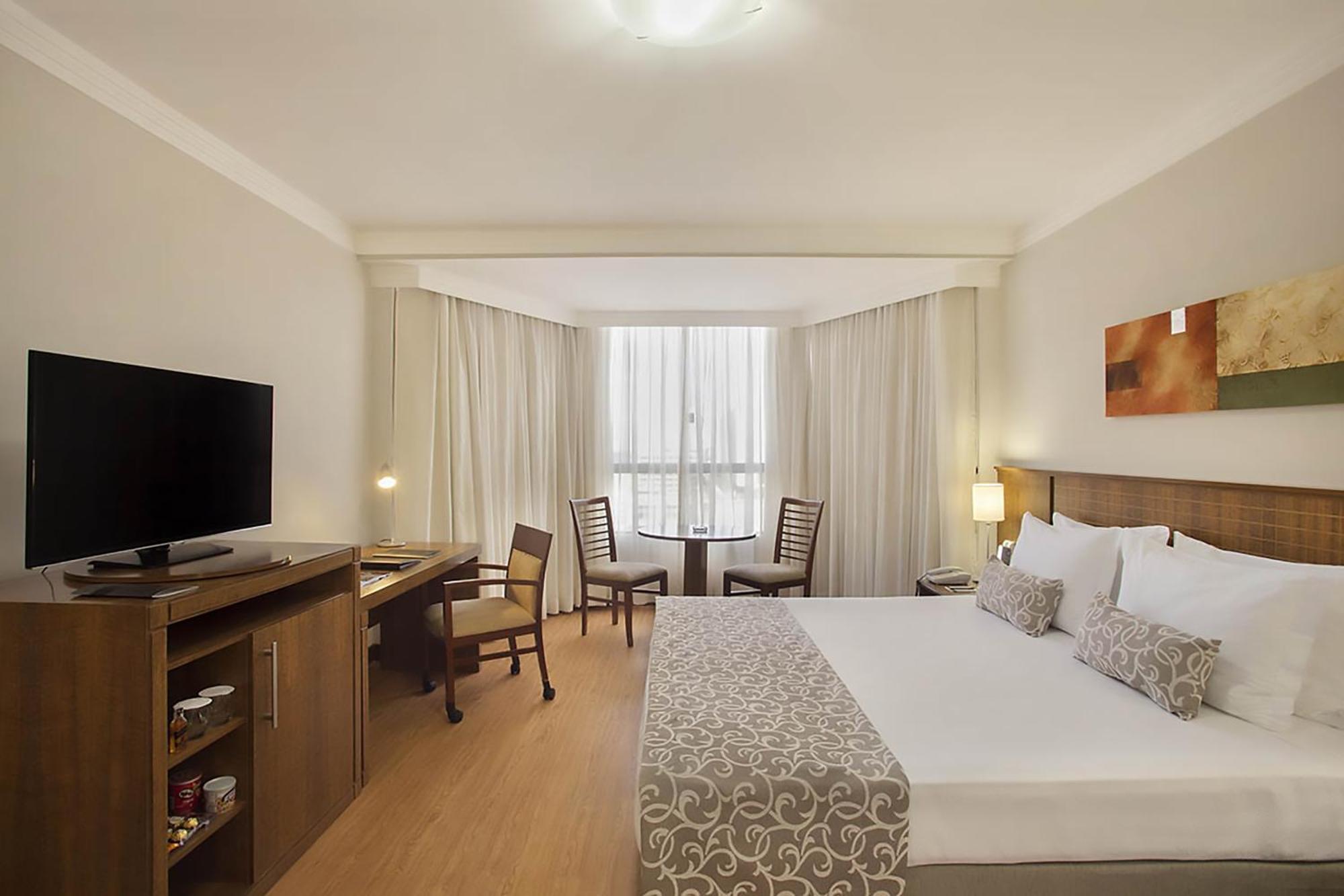 Windsor Plaza Brasilia Hotel Exterior photo A room at the hotel