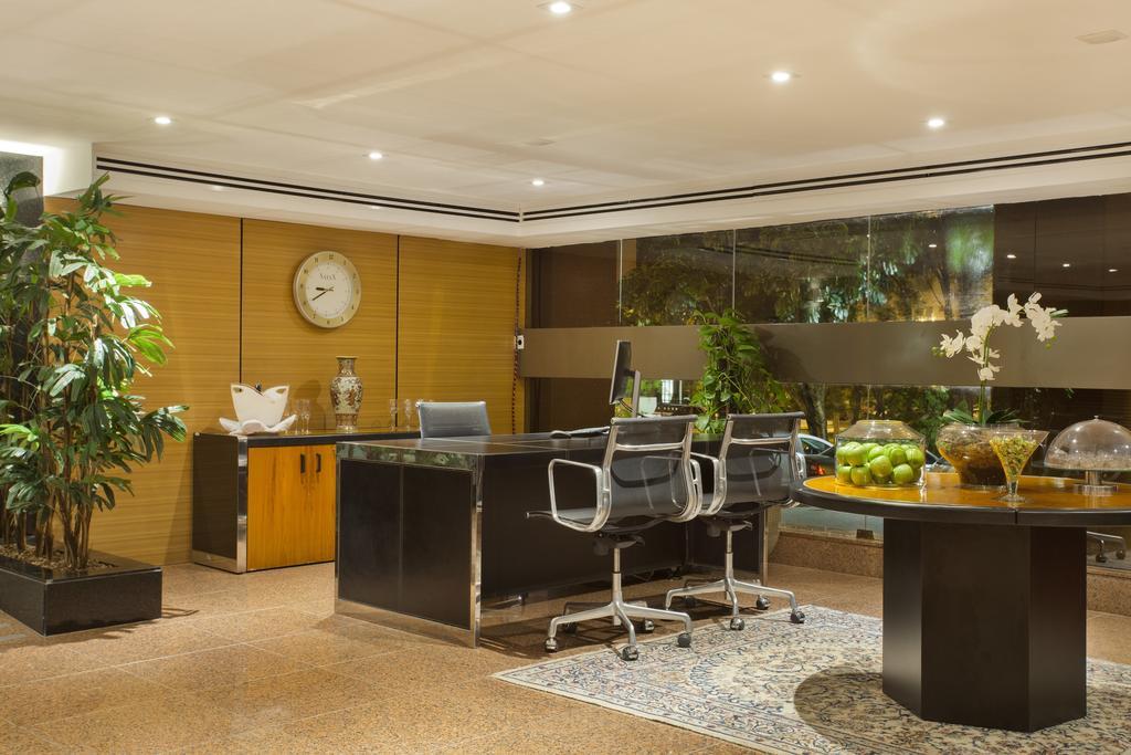 Windsor Plaza Brasilia Hotel Exterior photo Office interior